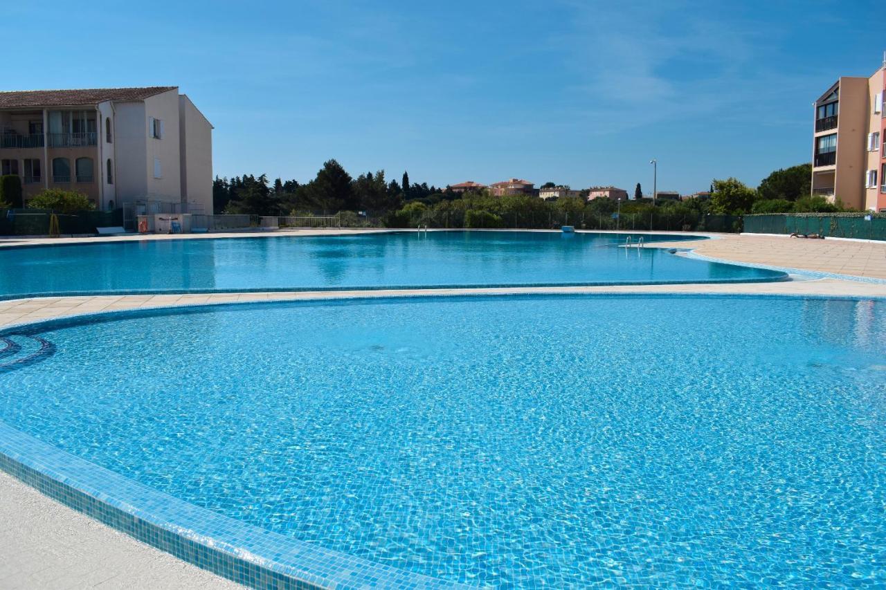 Avec Jardin, Piscine, Plage, Tennis